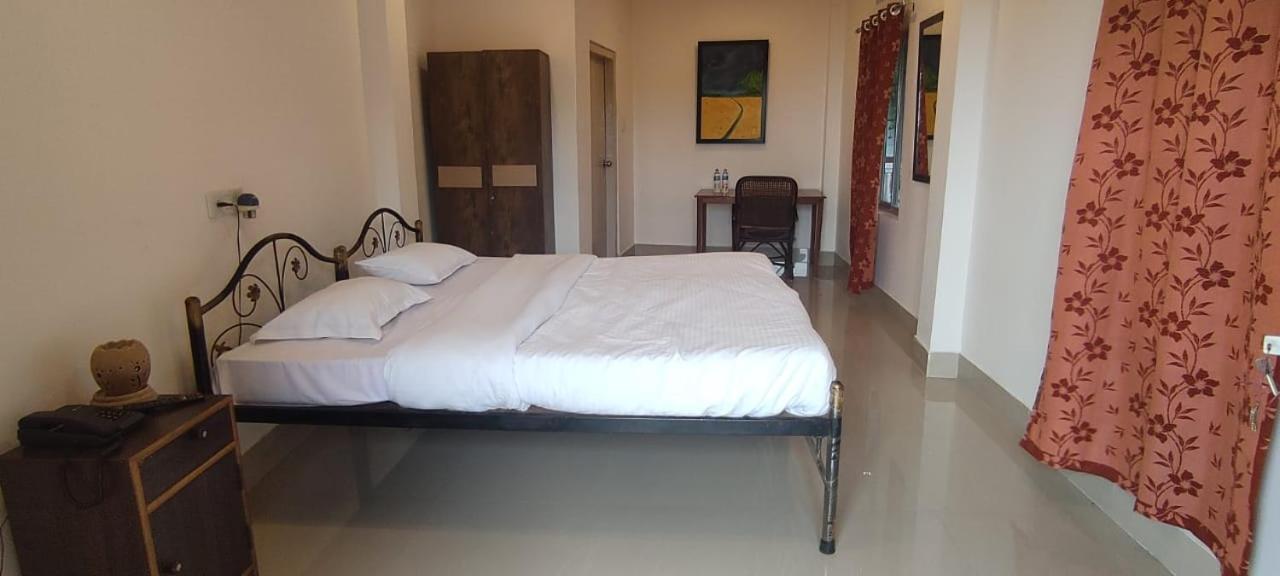 Hilltop Lodge Guwahati Zewnętrze zdjęcie