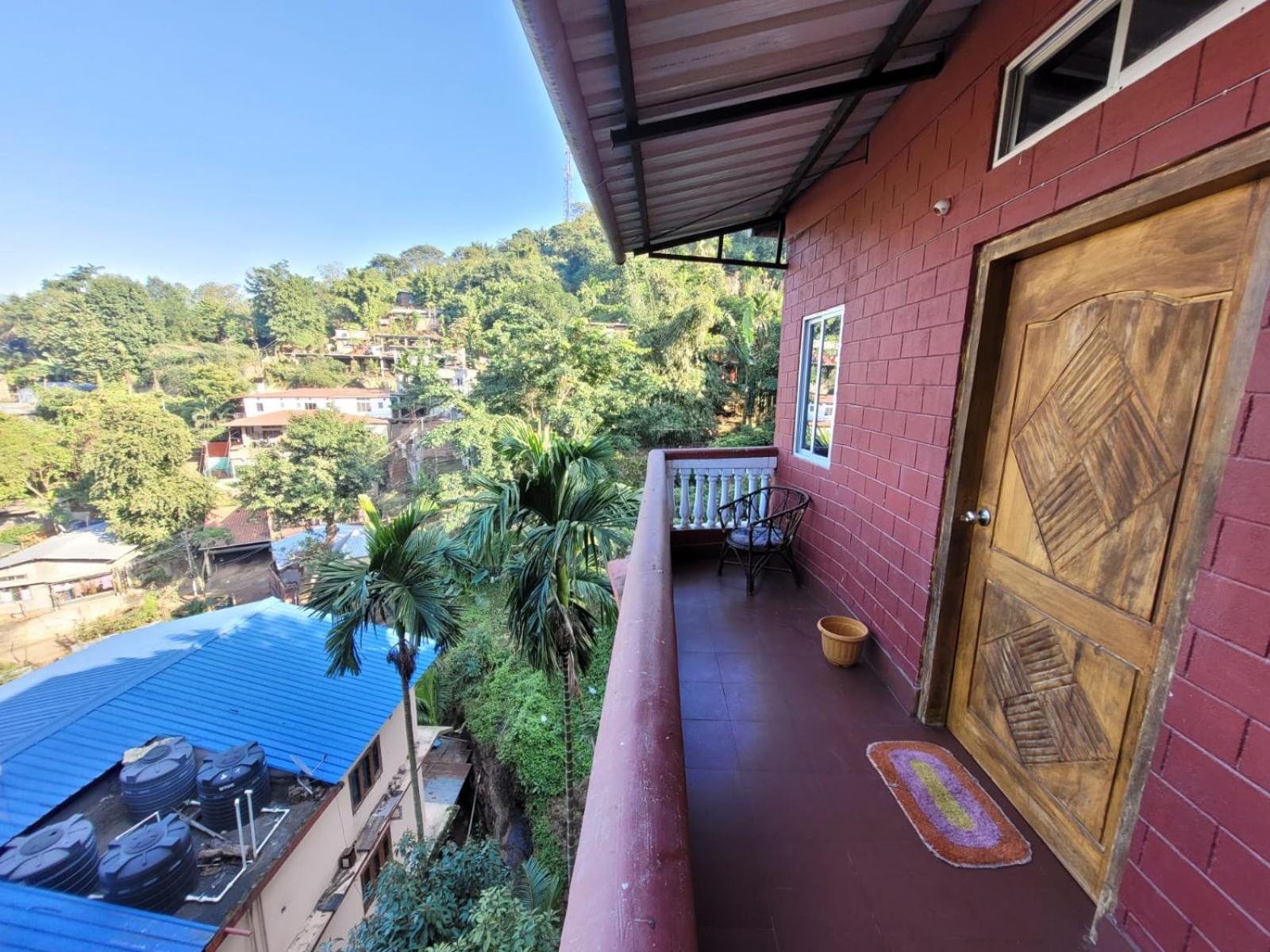 Hilltop Lodge Guwahati Pokój zdjęcie