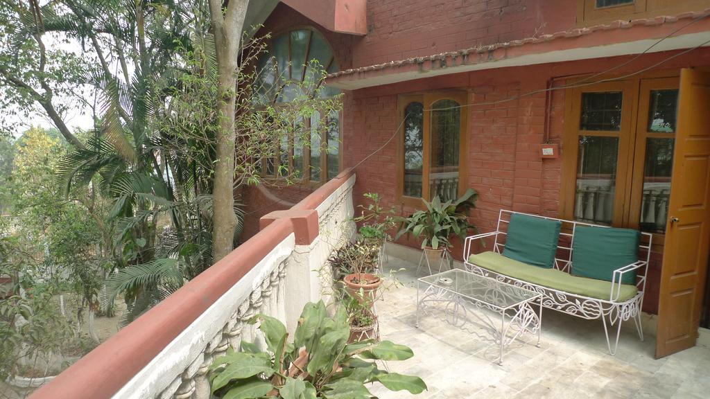 Hilltop Lodge Guwahati Zewnętrze zdjęcie