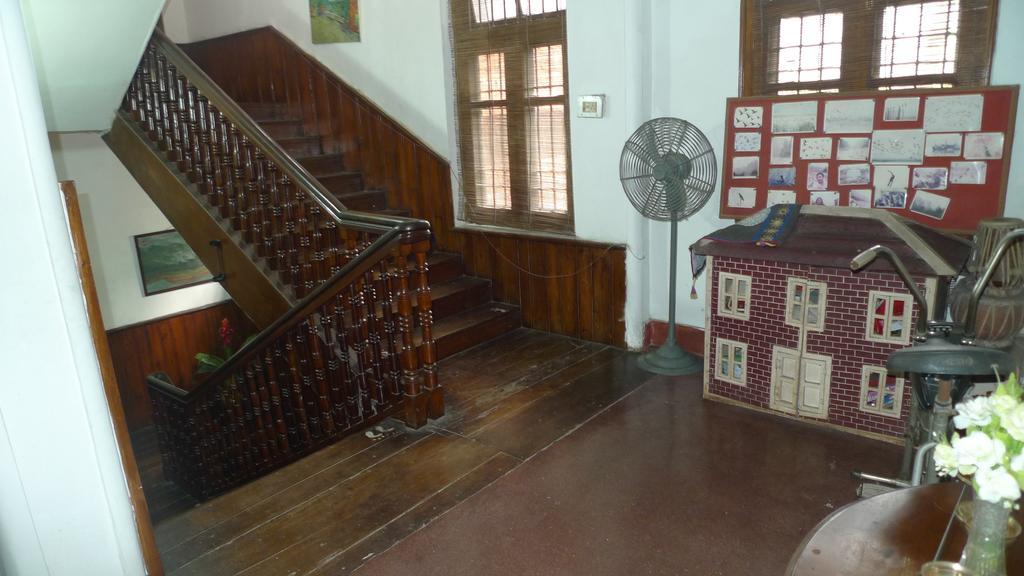 Hilltop Lodge Guwahati Zewnętrze zdjęcie