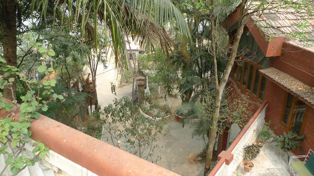 Hilltop Lodge Guwahati Zewnętrze zdjęcie