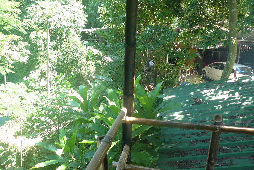 Hilltop Lodge Guwahati Zewnętrze zdjęcie