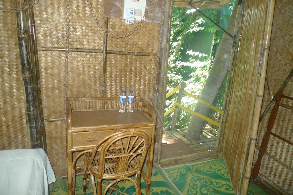 Hilltop Lodge Guwahati Zewnętrze zdjęcie