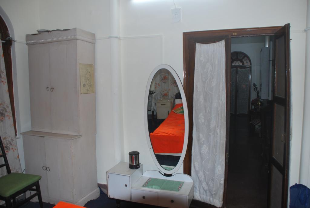 Hilltop Lodge Guwahati Zewnętrze zdjęcie